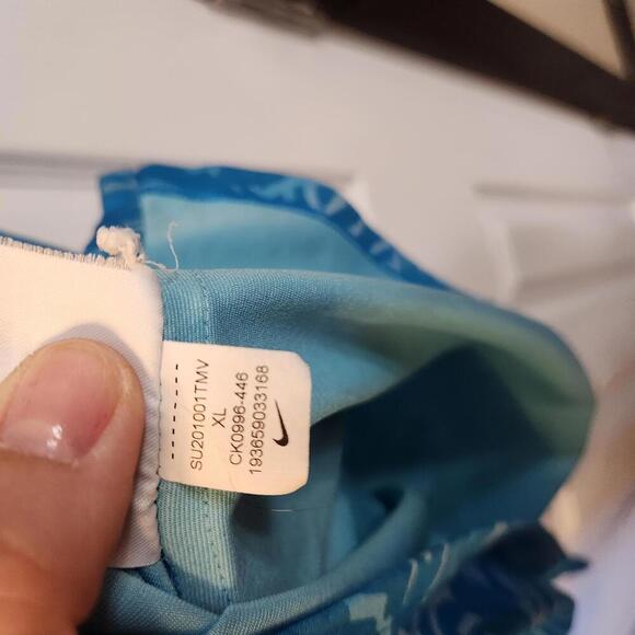 Nike Dri-FIT Women's Blue Standard Fit Performance Tee - Size XL - Picture 2 of 9